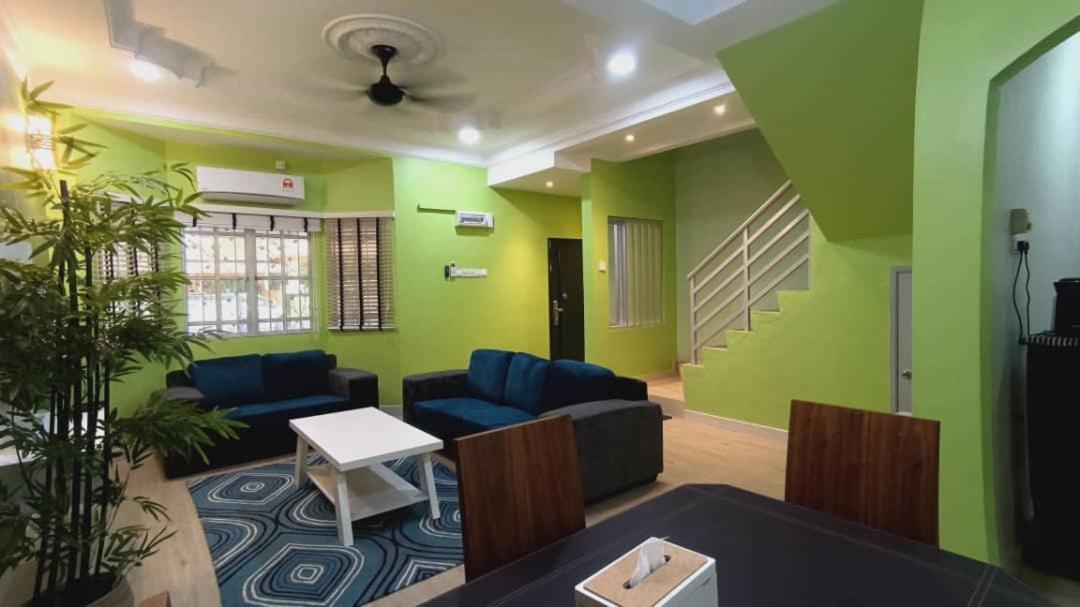 Homestay Dr. Z Κλάνγκ Εξωτερικό φωτογραφία