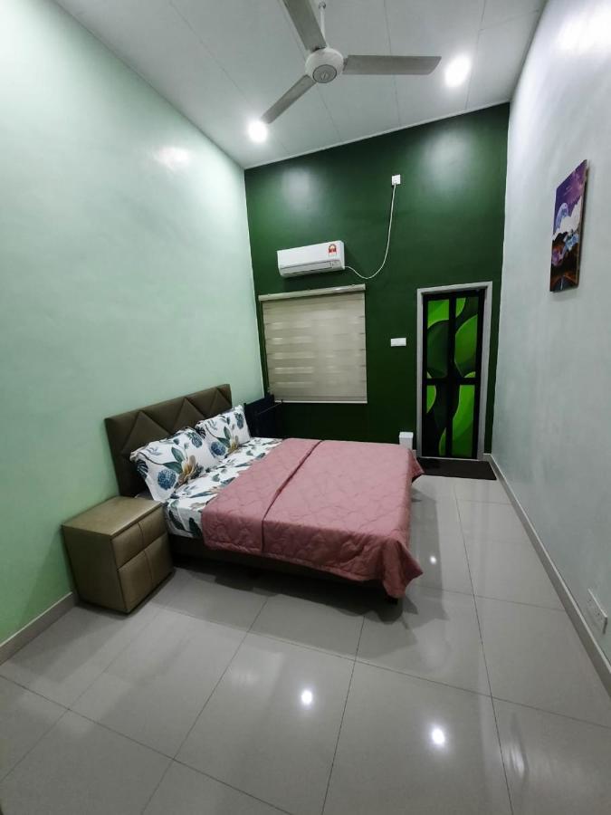 Homestay Dr. Z Κλάνγκ Εξωτερικό φωτογραφία